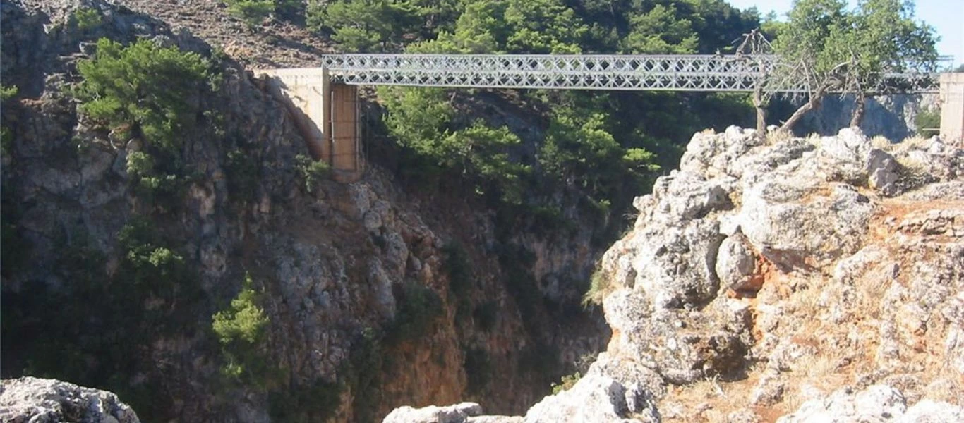 Χανιά: Πιθανή αυτοκτονία η πτώση άνδρα στην Αράδαινα - Τουρίστες εντόπισαν το πτώμα